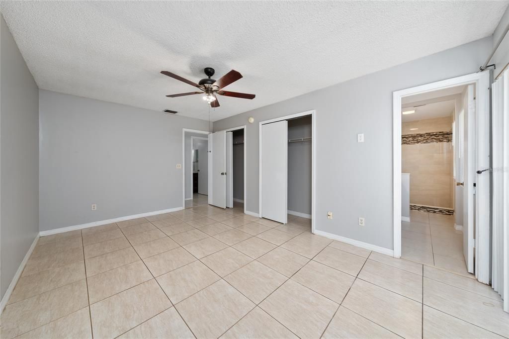 Active With Contract: $343,000 (3 beds, 2 baths, 1410 Square Feet)