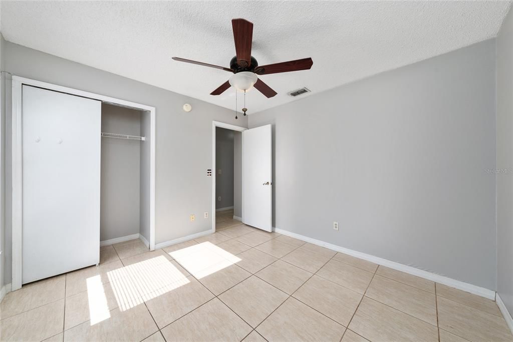 Active With Contract: $343,000 (3 beds, 2 baths, 1410 Square Feet)