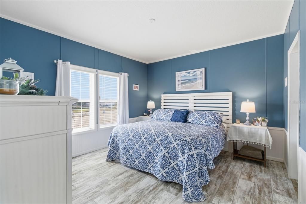 На продажу: $324,000 (3 спален, 2 ванн, 1447 Квадратных фут)