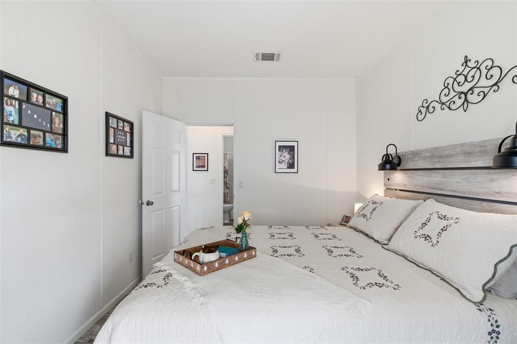 На продажу: $324,000 (3 спален, 2 ванн, 1447 Квадратных фут)