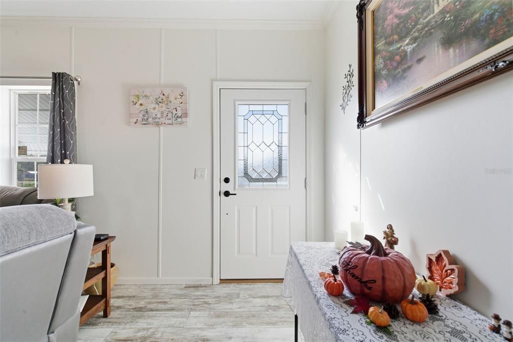 На продажу: $324,000 (3 спален, 2 ванн, 1447 Квадратных фут)