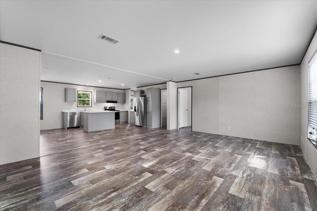 En Venta: $275,700 (3 camas, 2 baños, 1577 Pies cuadrados)