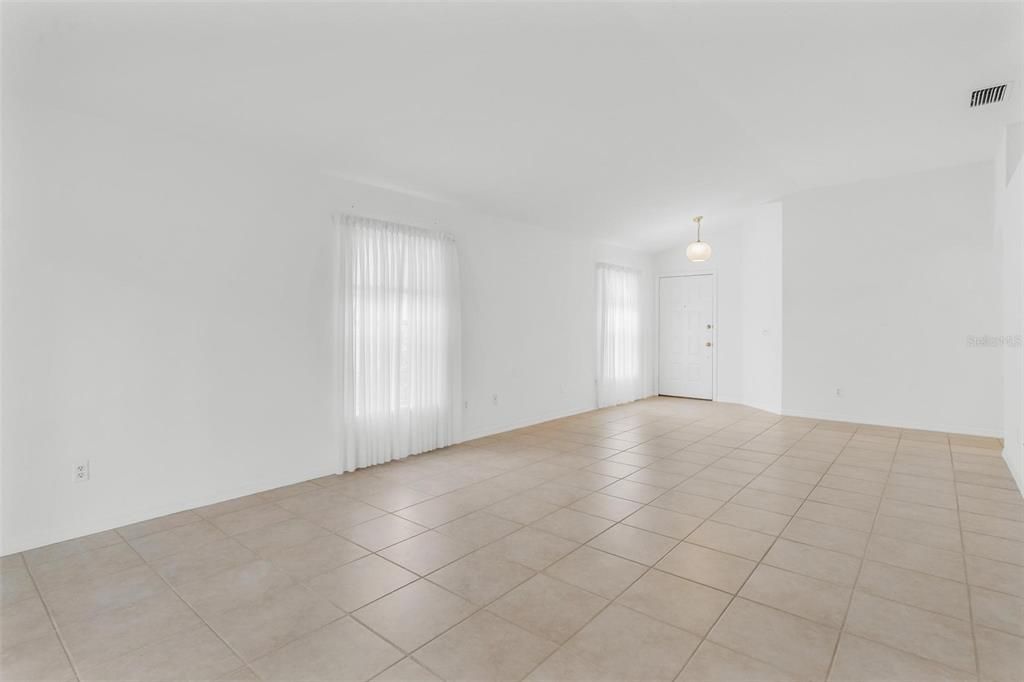 For Sale: $484,900 (3 beds, 2 baths, 1745 Square Feet)