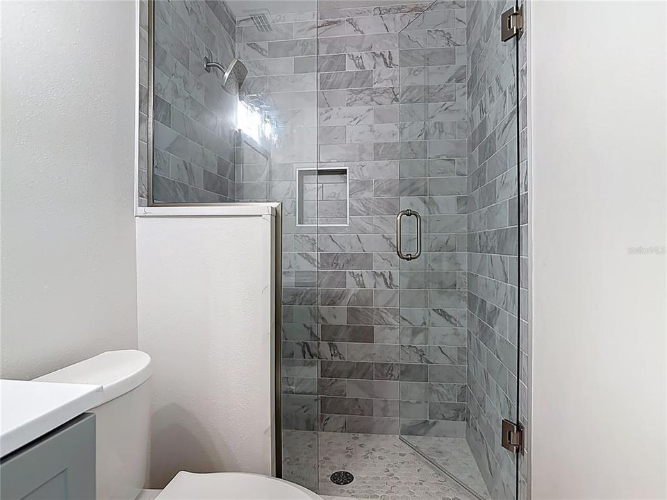 En Venta: $315,000 (3 camas, 2 baños, 1050 Pies cuadrados)