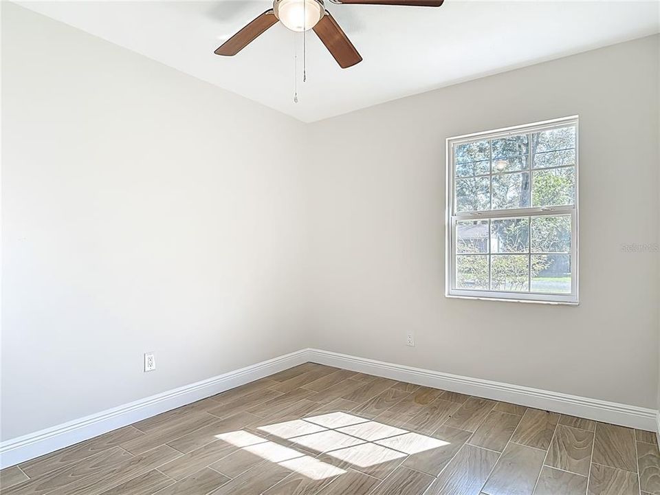 En Venta: $315,000 (3 camas, 2 baños, 1050 Pies cuadrados)