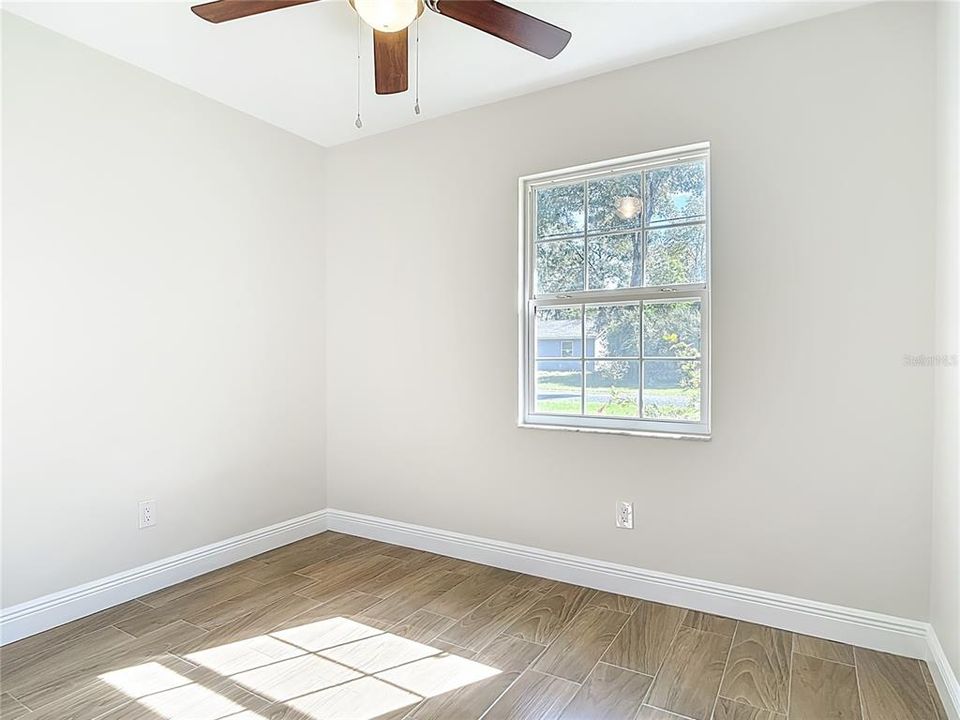 En Venta: $315,000 (3 camas, 2 baños, 1050 Pies cuadrados)