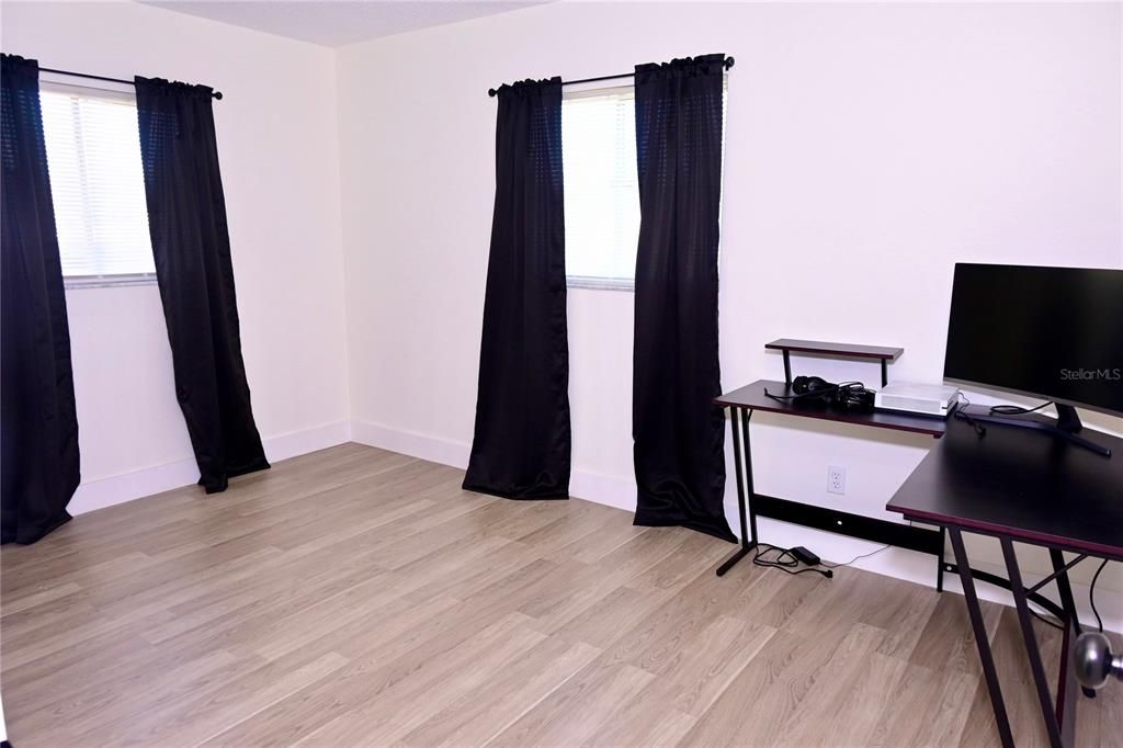 待售: $269,900 (3 贝兹, 2 浴室, 1599 平方英尺)