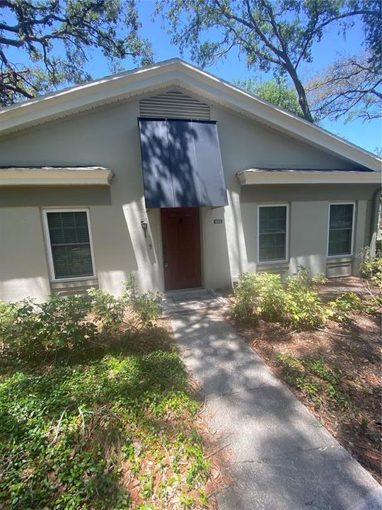 For Rent: $2,150 (3 beds, 2 baths, 1272 Square Feet)
