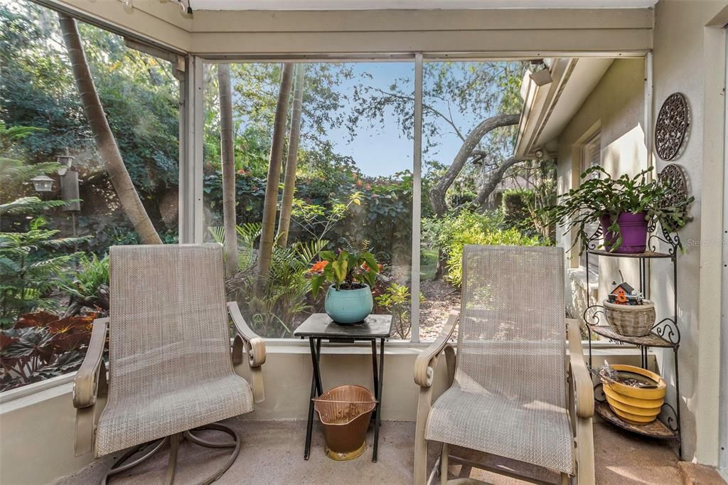 Active With Contract: $515,000 (3 beds, 2 baths, 1753 Square Feet)