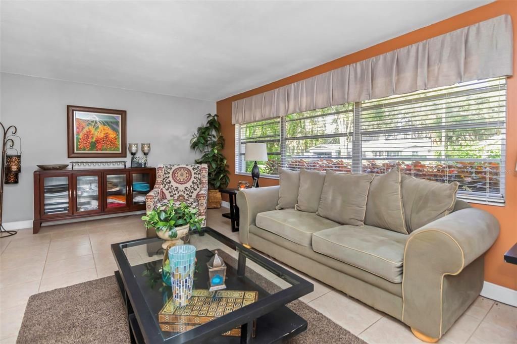 Active With Contract: $515,000 (3 beds, 2 baths, 1753 Square Feet)