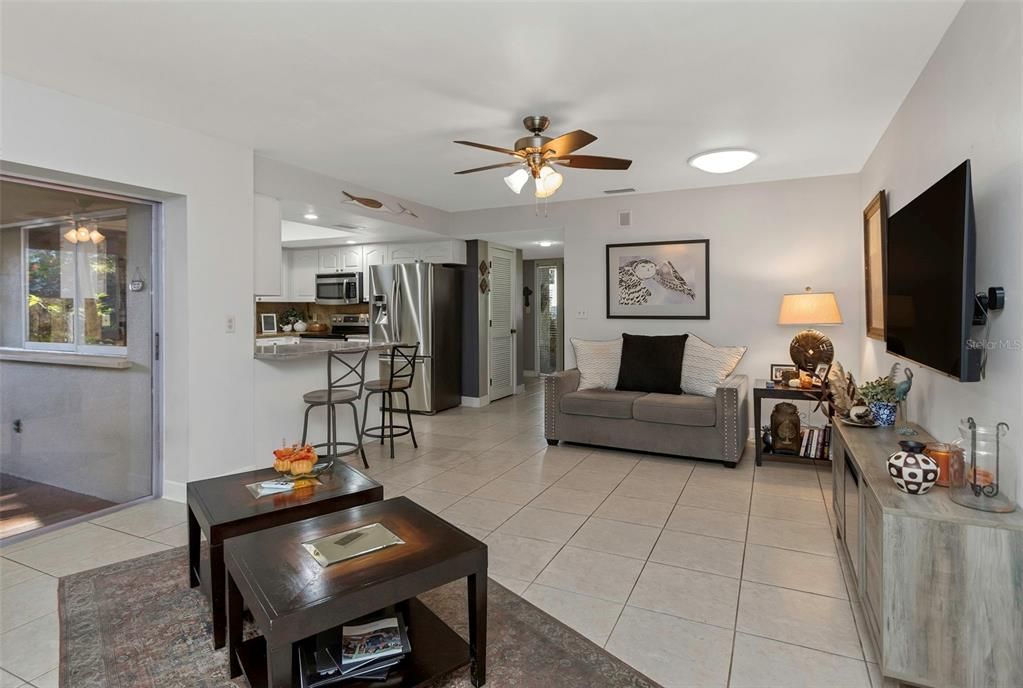 Active With Contract: $515,000 (3 beds, 2 baths, 1753 Square Feet)