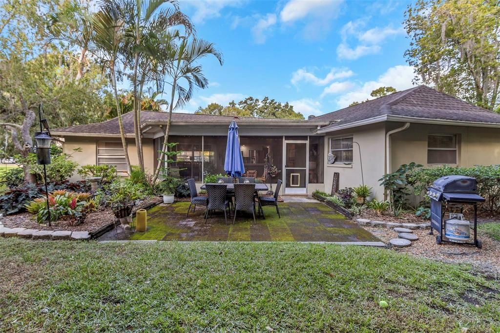 Active With Contract: $515,000 (3 beds, 2 baths, 1753 Square Feet)