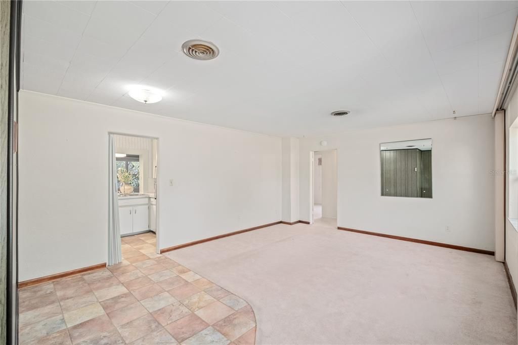 For Sale: $569,000 (3 beds, 2 baths, 1654 Square Feet)