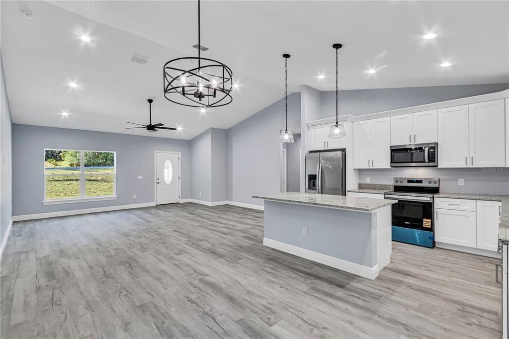 For Sale: $525,000 (4 beds, 2 baths, 2782 Square Feet)