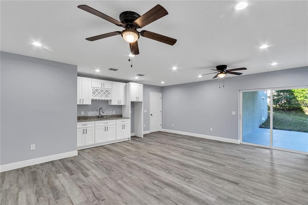 For Sale: $525,000 (4 beds, 2 baths, 2782 Square Feet)