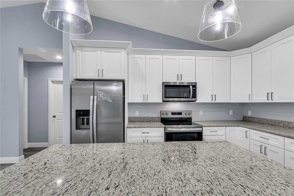 For Sale: $525,000 (4 beds, 2 baths, 2782 Square Feet)