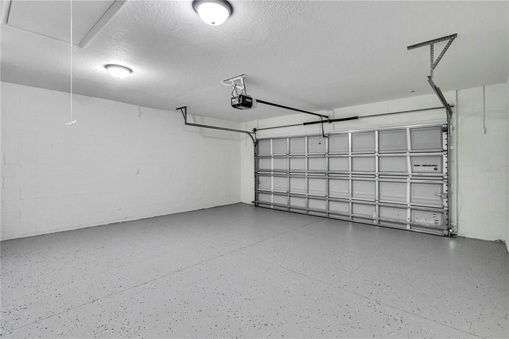 For Sale: $525,000 (4 beds, 2 baths, 2782 Square Feet)