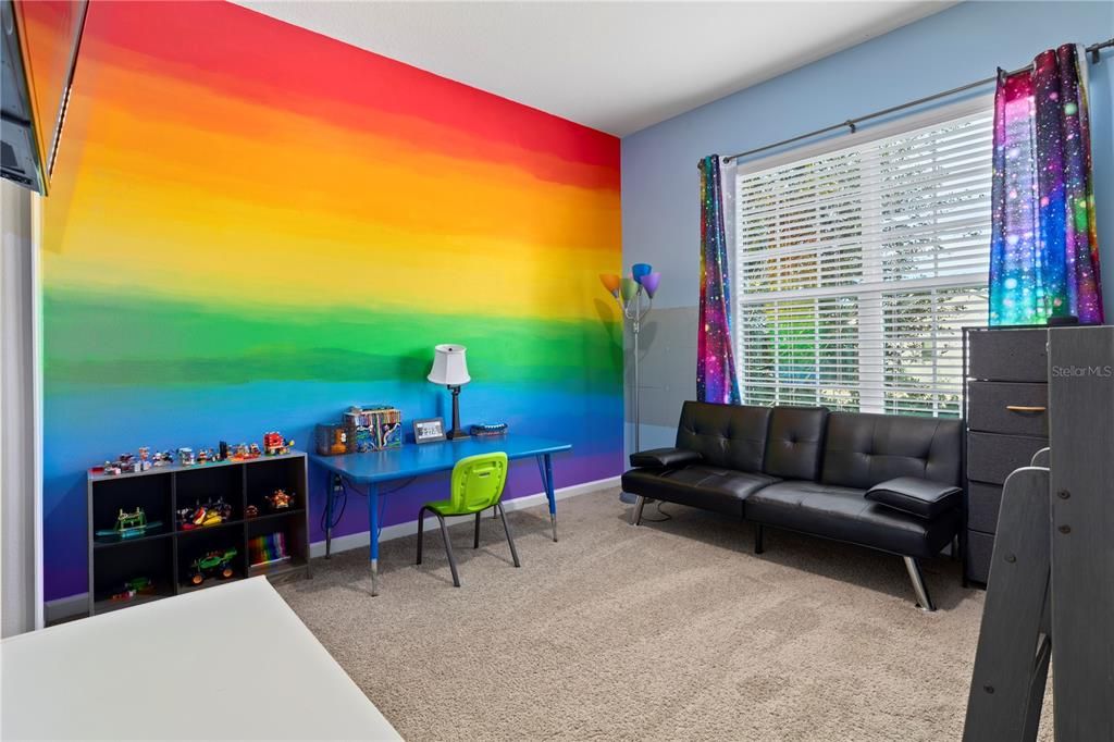 For Sale: $725,000 (6 beds, 5 baths, 4732 Square Feet)