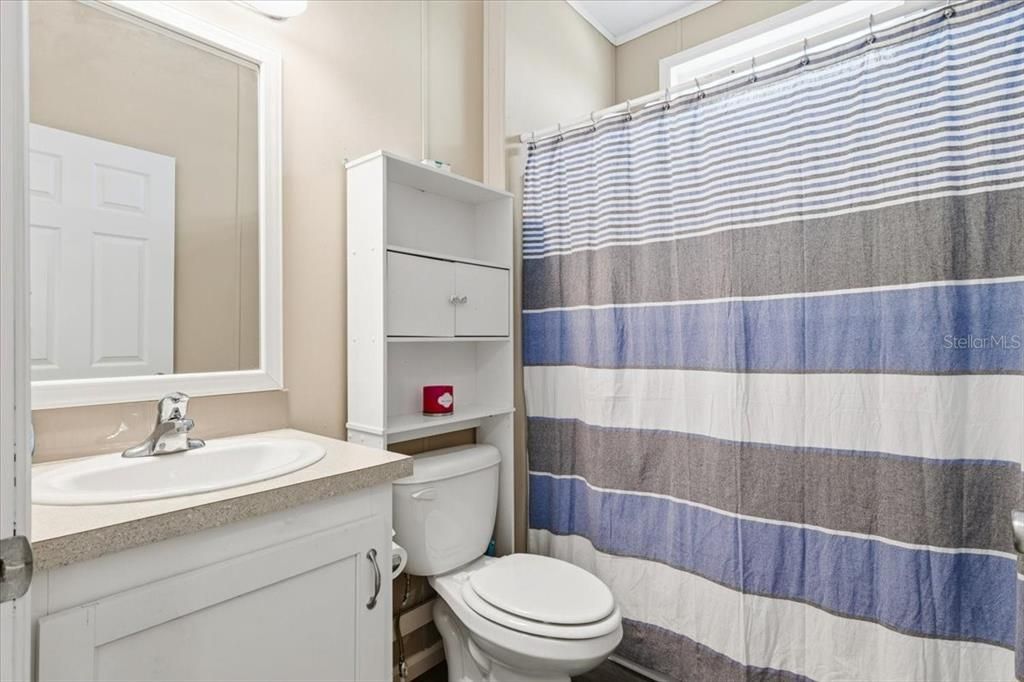 For Sale: $199,900 (2 beds, 2 baths, 960 Square Feet)