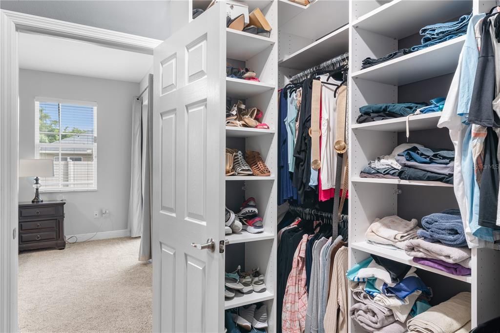 For Sale: $554,900 (4 beds, 2 baths, 2138 Square Feet)