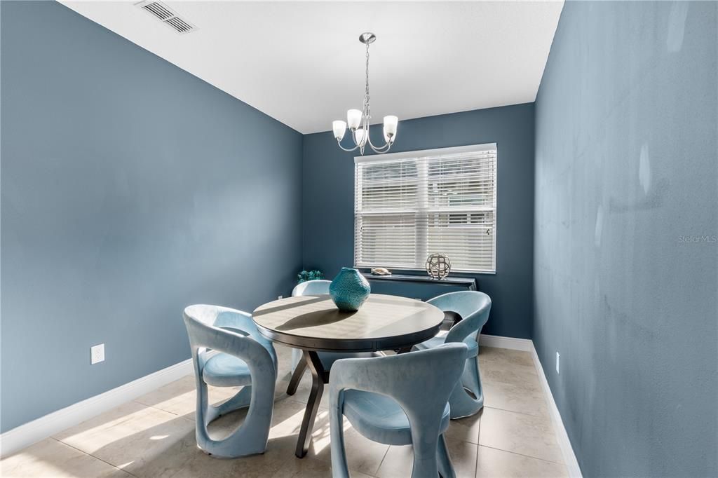 For Sale: $554,900 (4 beds, 2 baths, 2138 Square Feet)