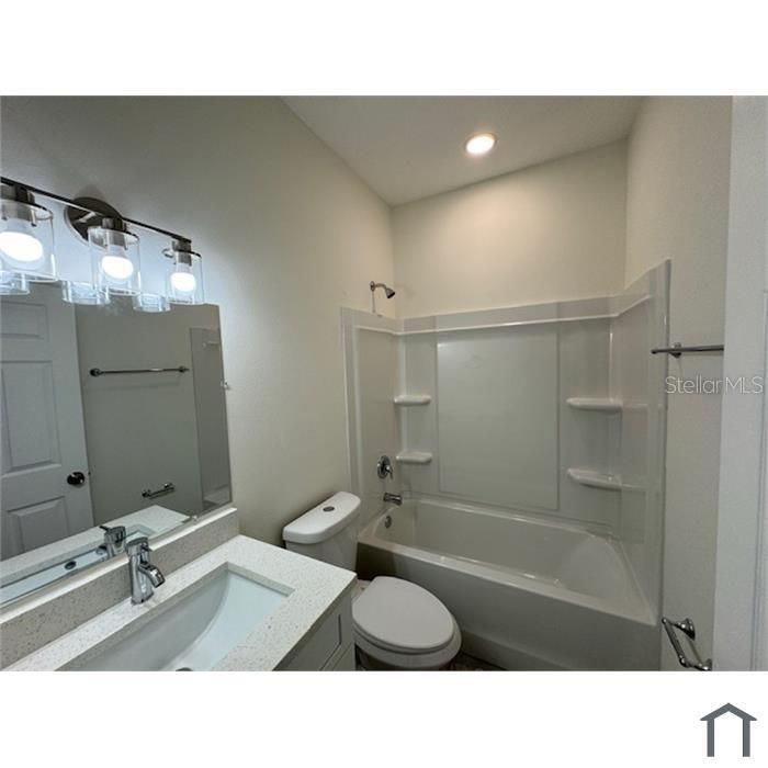 En Renta: $1,850 (3 camas, 2 baños, 1110 Pies cuadrados)