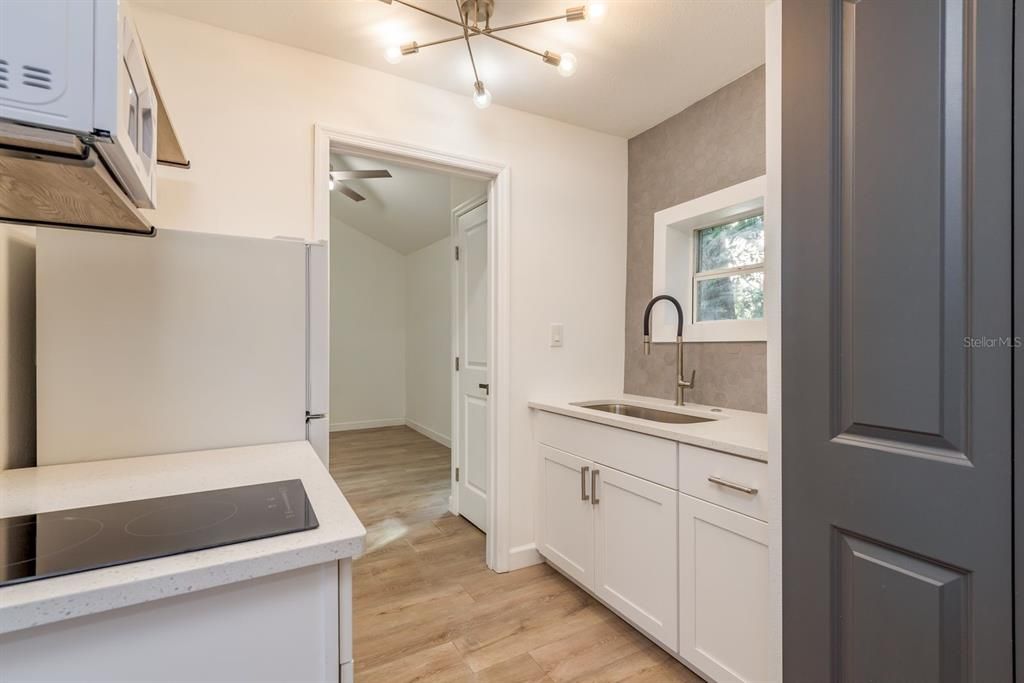 Active With Contract: $650,000 (4 beds, 3 baths, 1928 Square Feet)