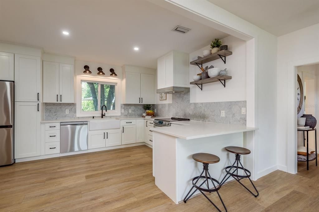 Active With Contract: $650,000 (4 beds, 3 baths, 1928 Square Feet)