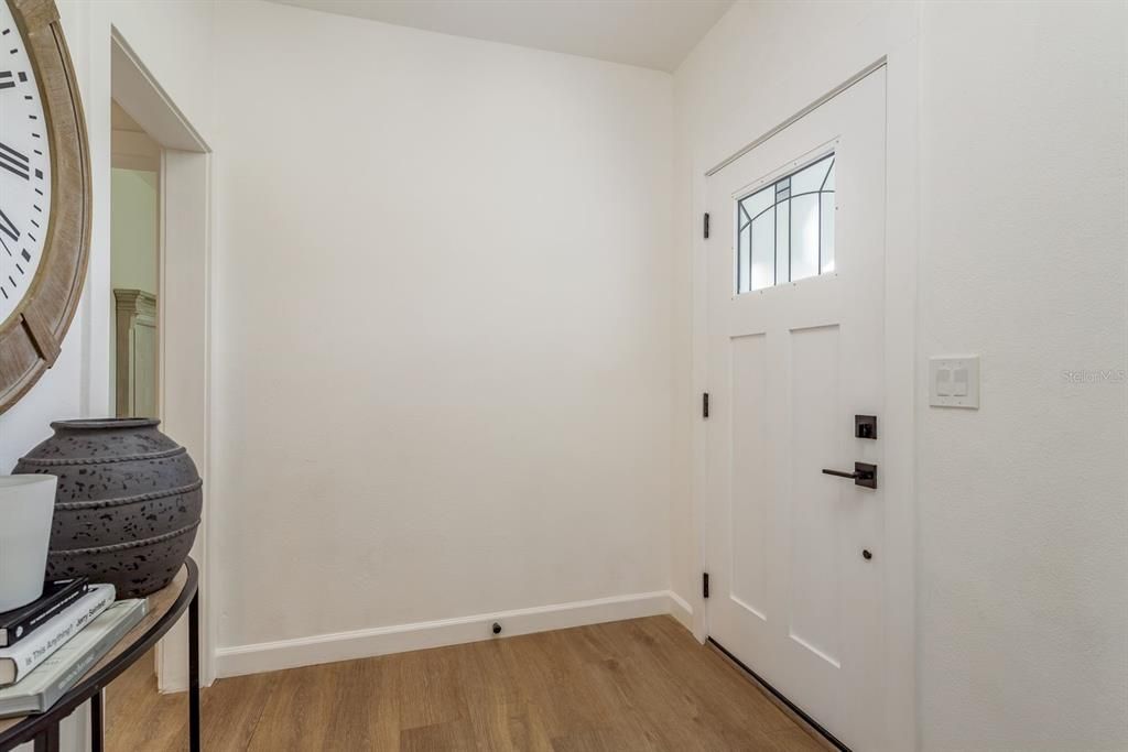 Active With Contract: $650,000 (4 beds, 3 baths, 1928 Square Feet)