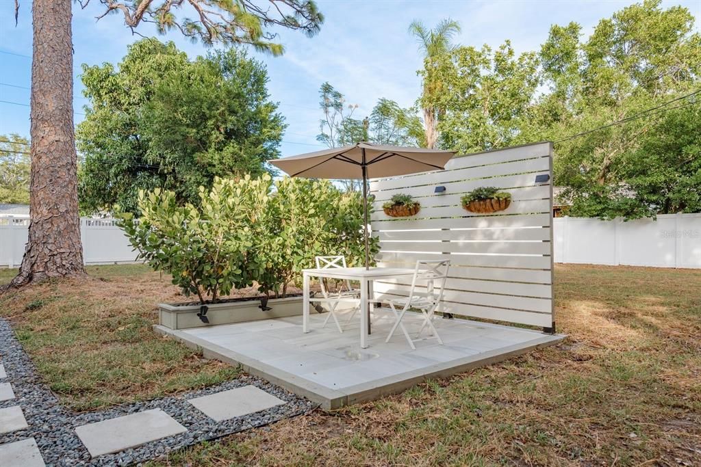 Active With Contract: $650,000 (4 beds, 3 baths, 1928 Square Feet)