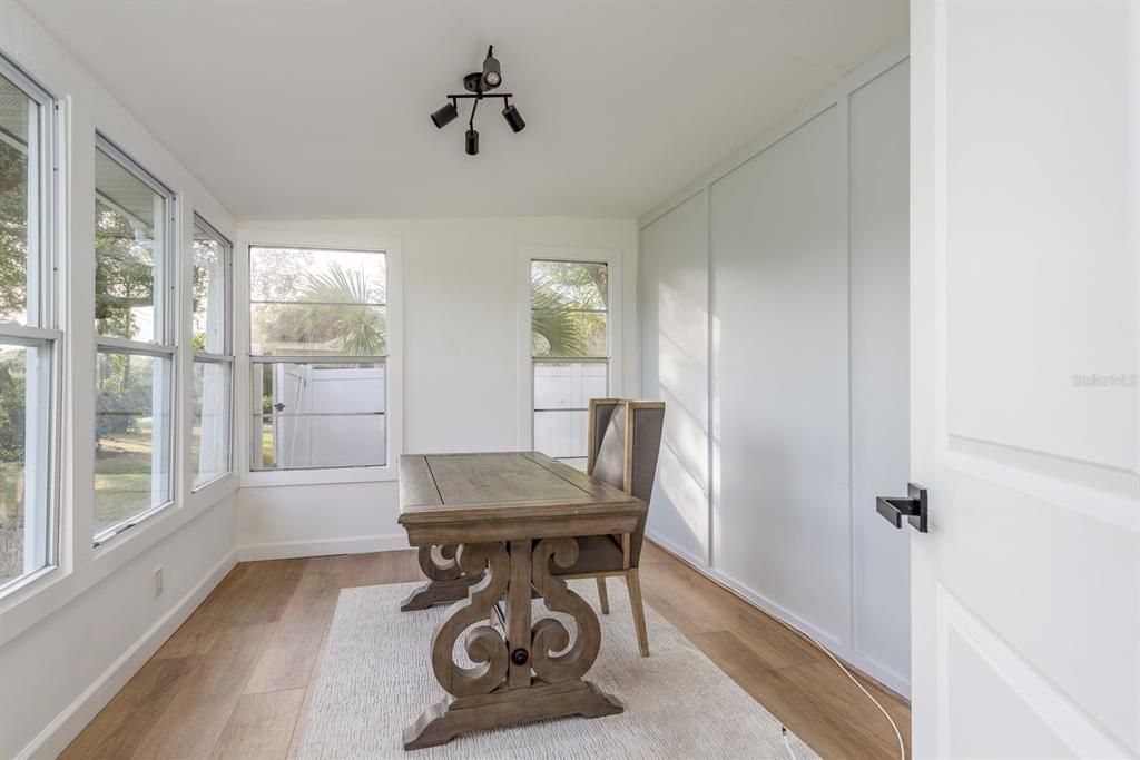 Active With Contract: $650,000 (4 beds, 3 baths, 1928 Square Feet)