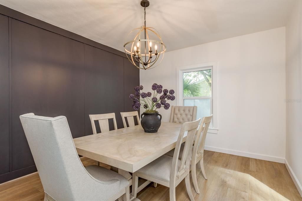 Active With Contract: $650,000 (4 beds, 3 baths, 1928 Square Feet)