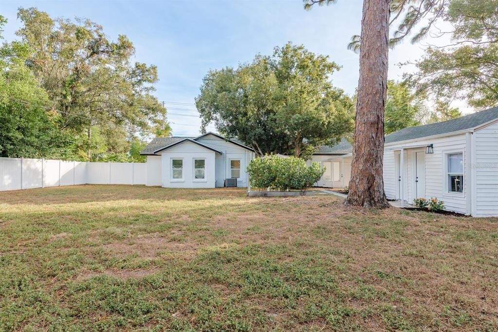 Active With Contract: $650,000 (4 beds, 3 baths, 1928 Square Feet)