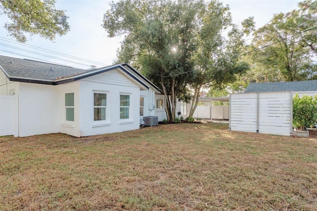 Active With Contract: $650,000 (4 beds, 3 baths, 1928 Square Feet)