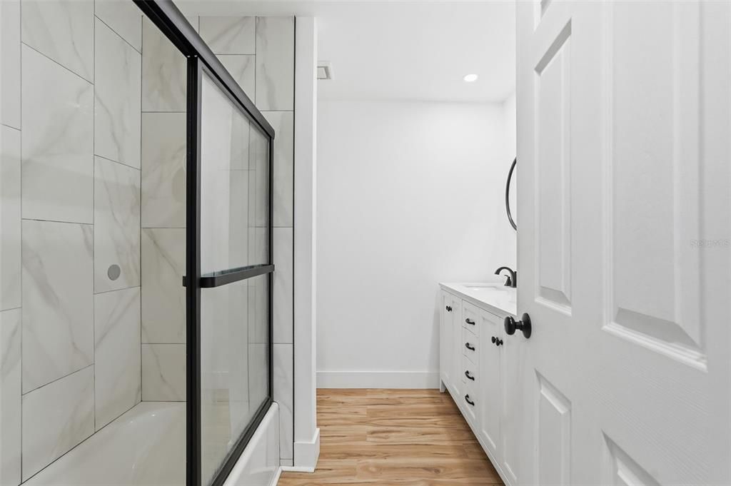 For Sale: $2,275,000 (3 beds, 2 baths, 2411 Square Feet)