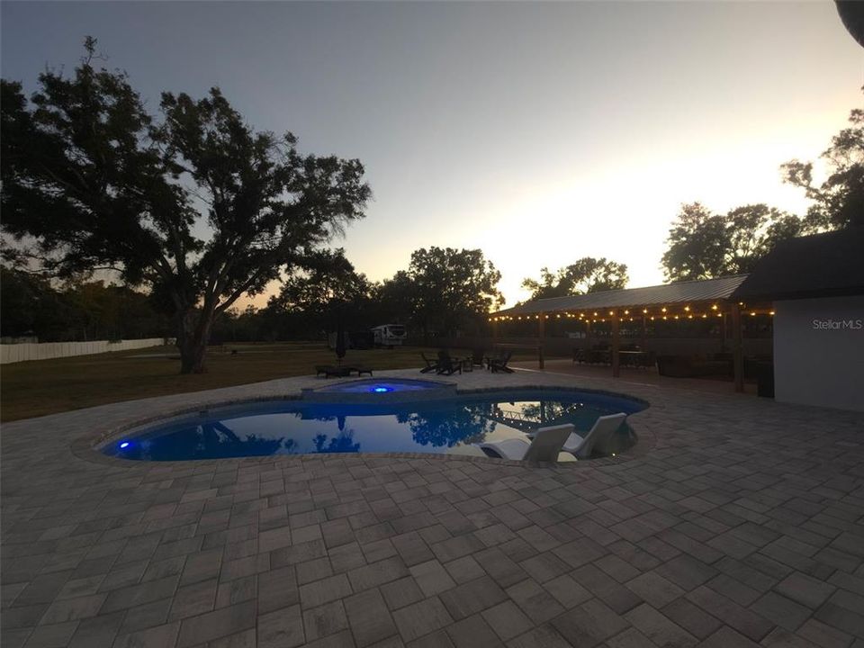 For Sale: $1,599,000 (3 beds, 2 baths, 2411 Square Feet)