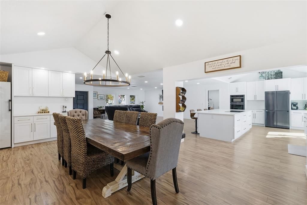 For Sale: $2,275,000 (3 beds, 2 baths, 2411 Square Feet)