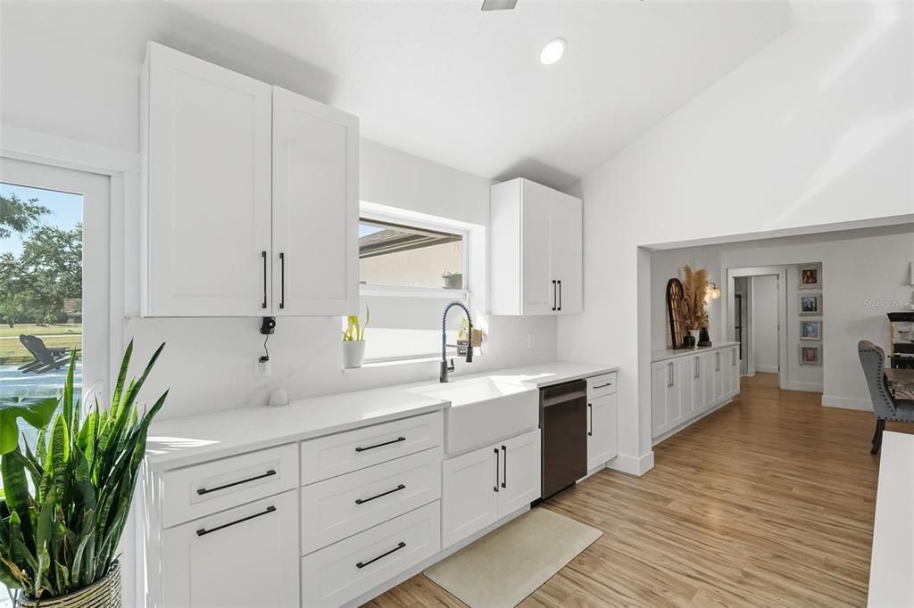 For Sale: $2,275,000 (3 beds, 2 baths, 2411 Square Feet)