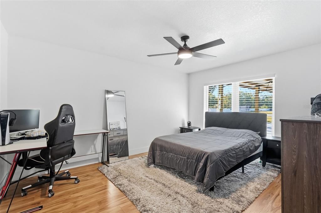 For Sale: $2,275,000 (3 beds, 2 baths, 2411 Square Feet)