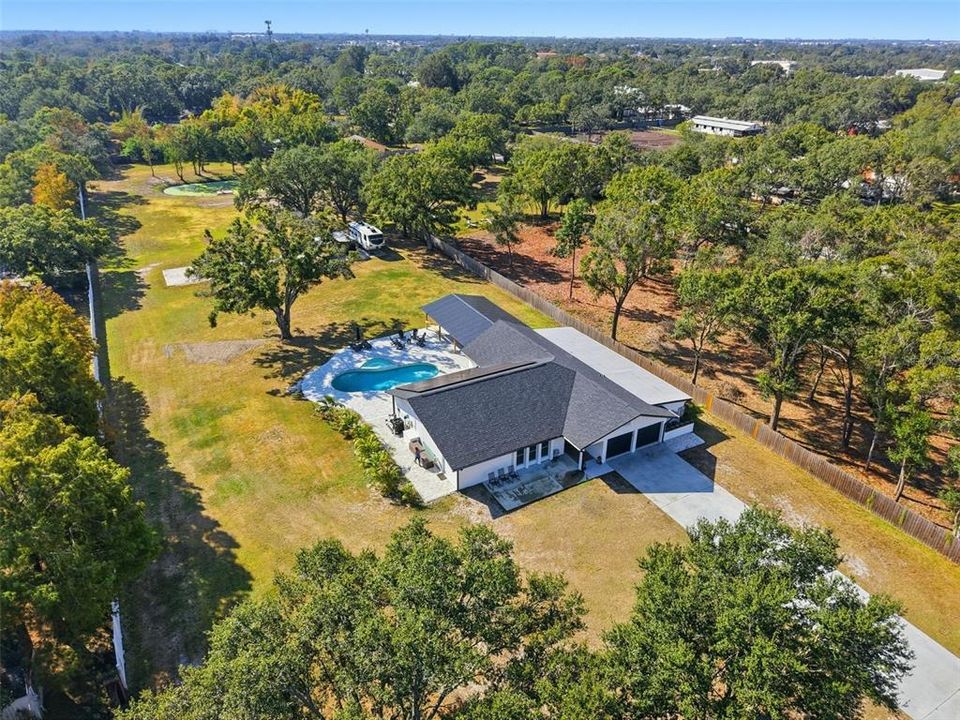For Sale: $2,275,000 (3 beds, 2 baths, 2411 Square Feet)