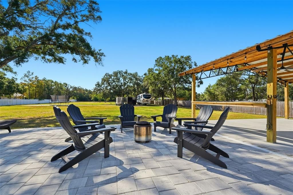 For Sale: $2,275,000 (3 beds, 2 baths, 2411 Square Feet)