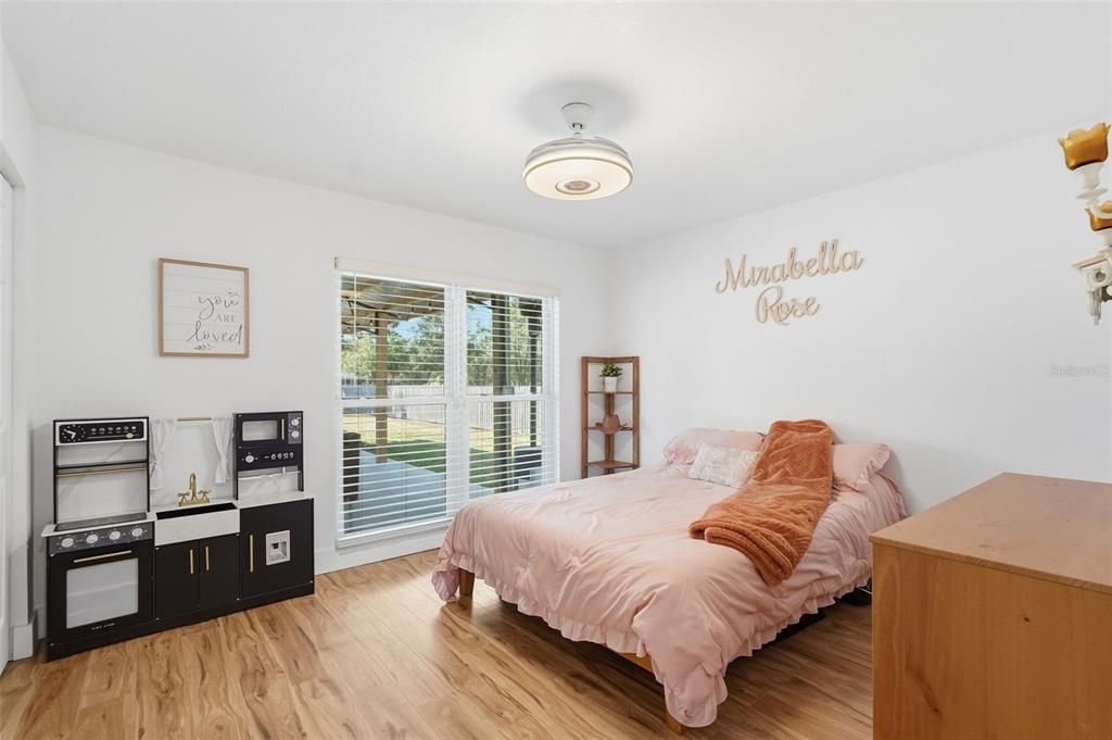 For Sale: $2,275,000 (3 beds, 2 baths, 2411 Square Feet)