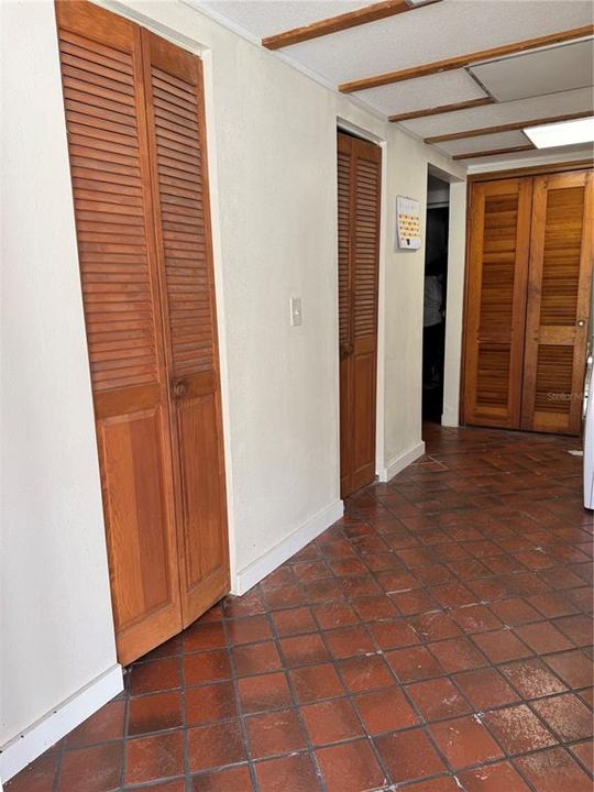 En Renta: $1,500 (1 camas, 1 baños, 2881 Pies cuadrados)