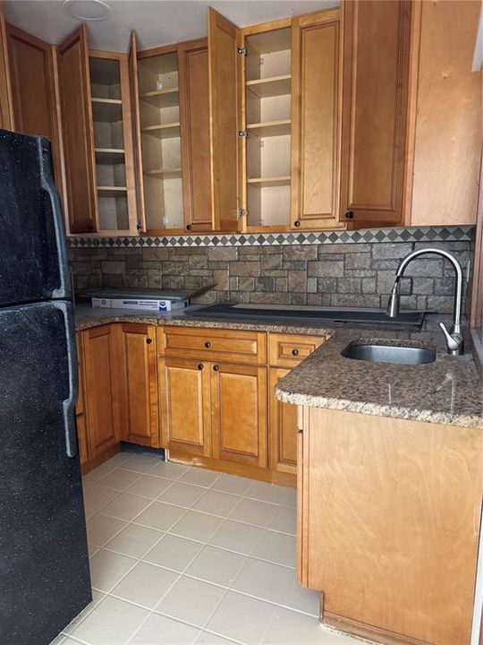 En Renta: $1,500 (1 camas, 1 baños, 2881 Pies cuadrados)