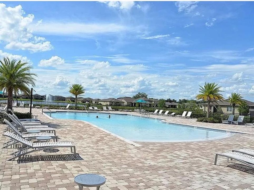 For Rent: $2,300 (3 beds, 2 baths, 1617 Square Feet)