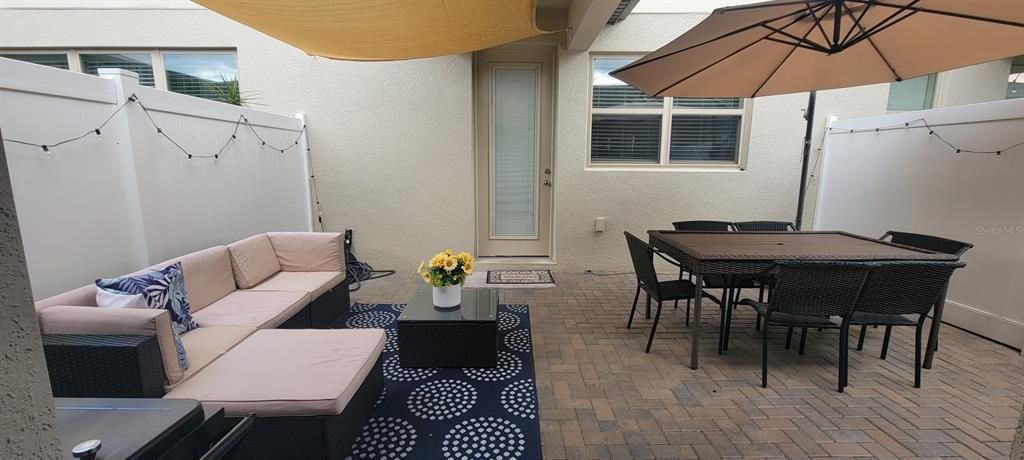 For Rent: $2,300 (3 beds, 2 baths, 1617 Square Feet)