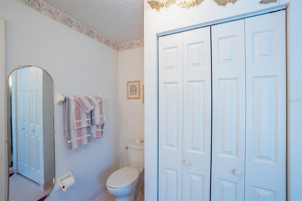 For Sale: $345,000 (3 beds, 2 baths, 1677 Square Feet)