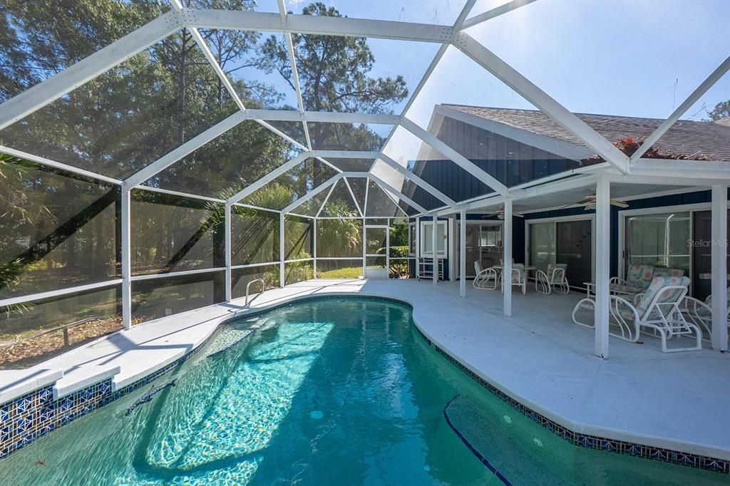 For Sale: $345,000 (3 beds, 2 baths, 1677 Square Feet)