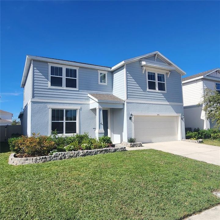 For Sale: $575,000 (5 beds, 3 baths, 2904 Square Feet)