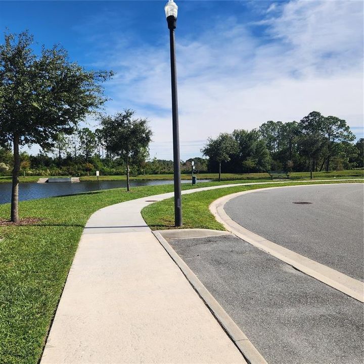 For Sale: $575,000 (5 beds, 3 baths, 2904 Square Feet)